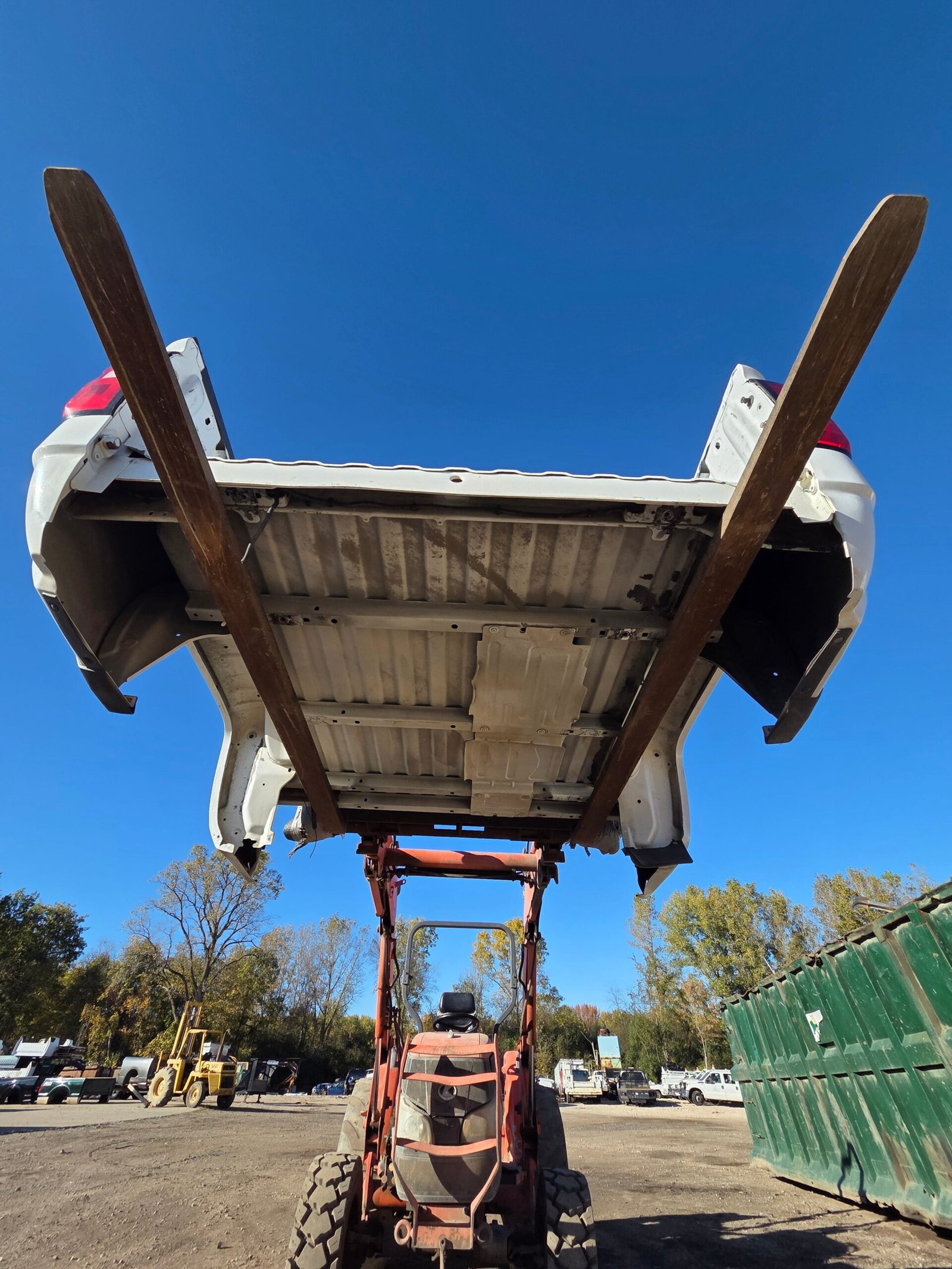 2014-2019 Chevrolet Silverado 1500 5' 8" Short Bed - Summit White - Image 3