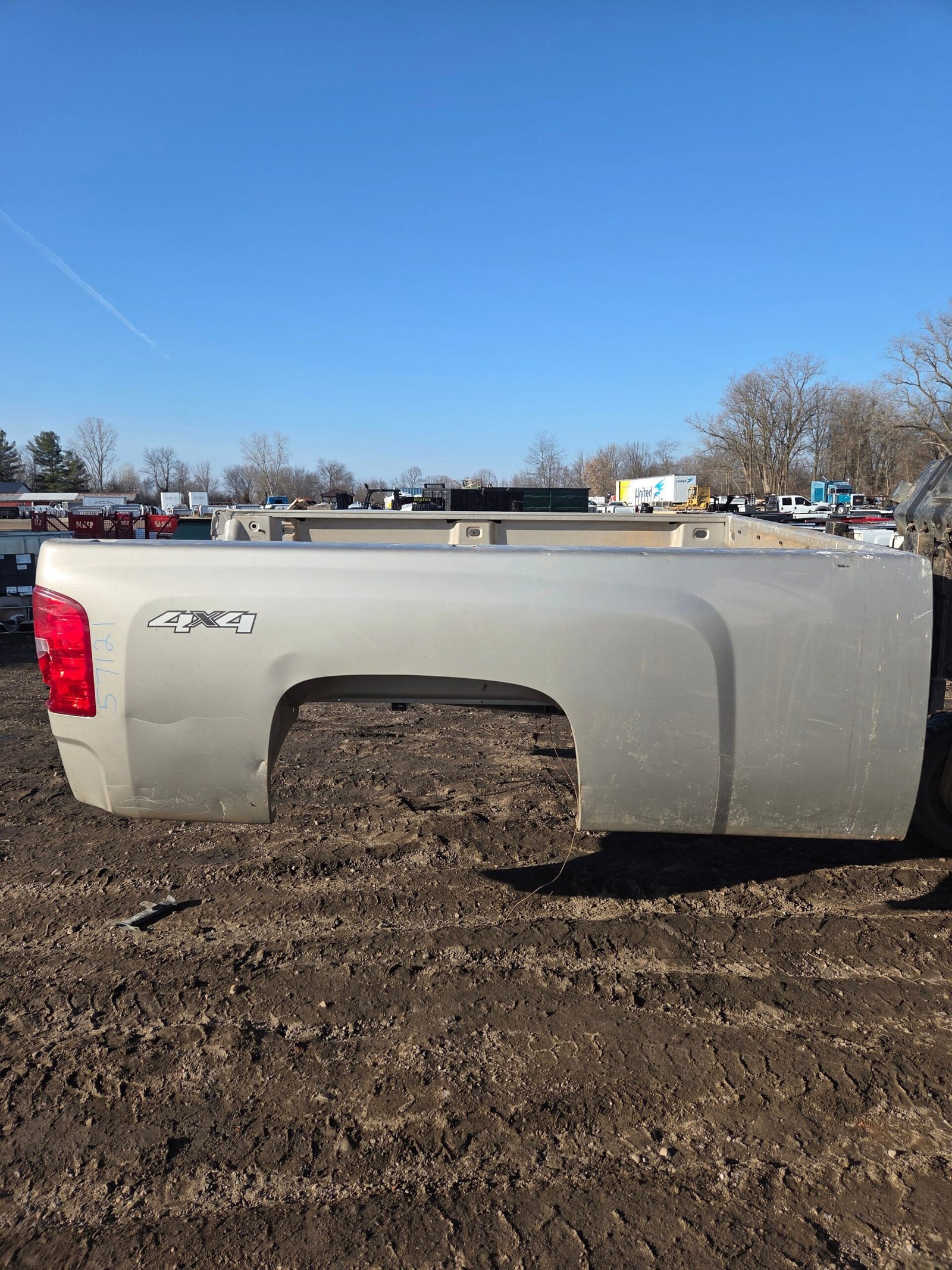 2007-2013 Chevrolet Silverado 1500 2500 3500 HD 8' Long Truck Bed