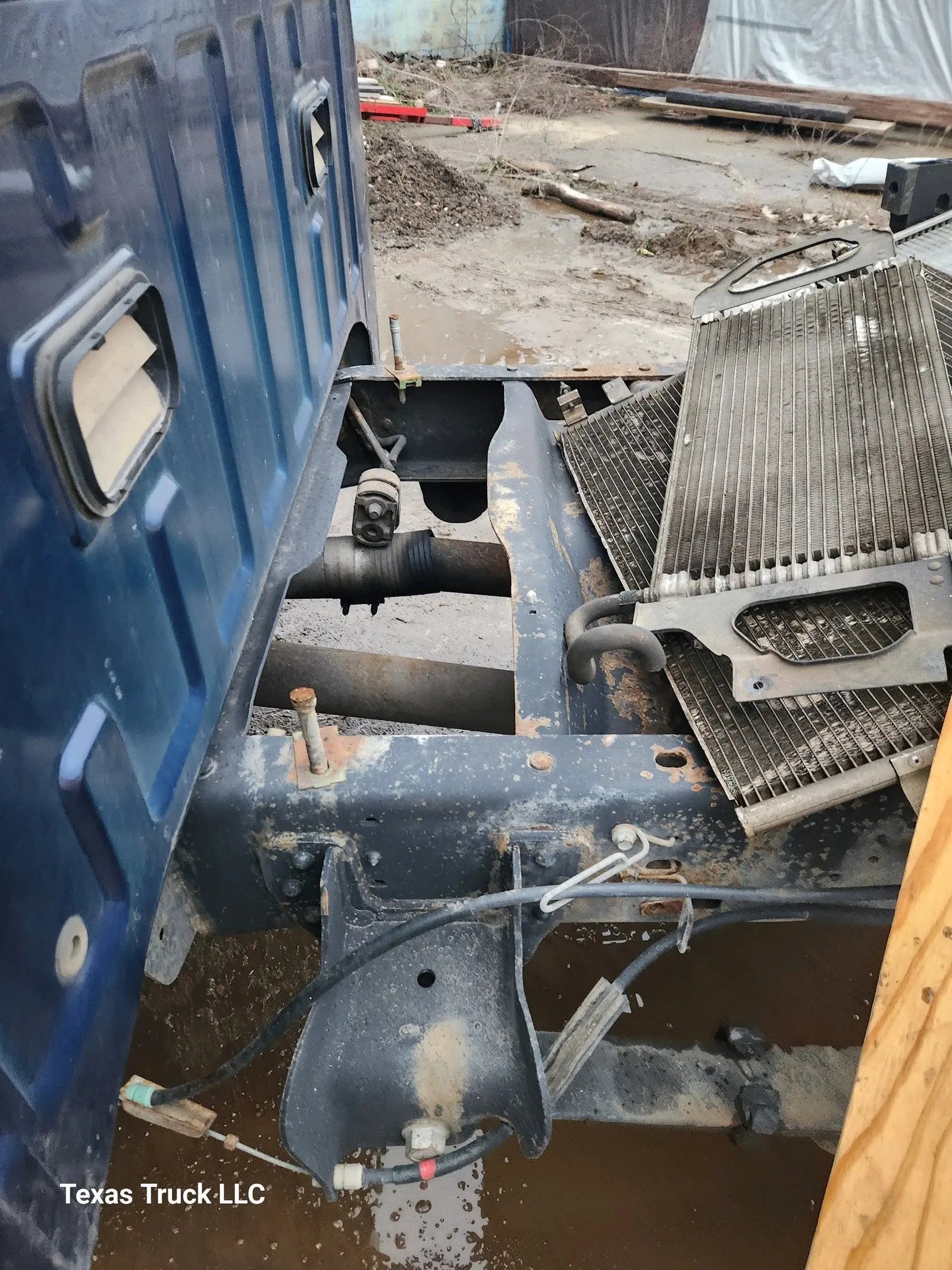 2008 Ford F-250 Extended Cab Short Bed Super Duty 6.4L Power Stroke - FULL PART OUT - Image 3