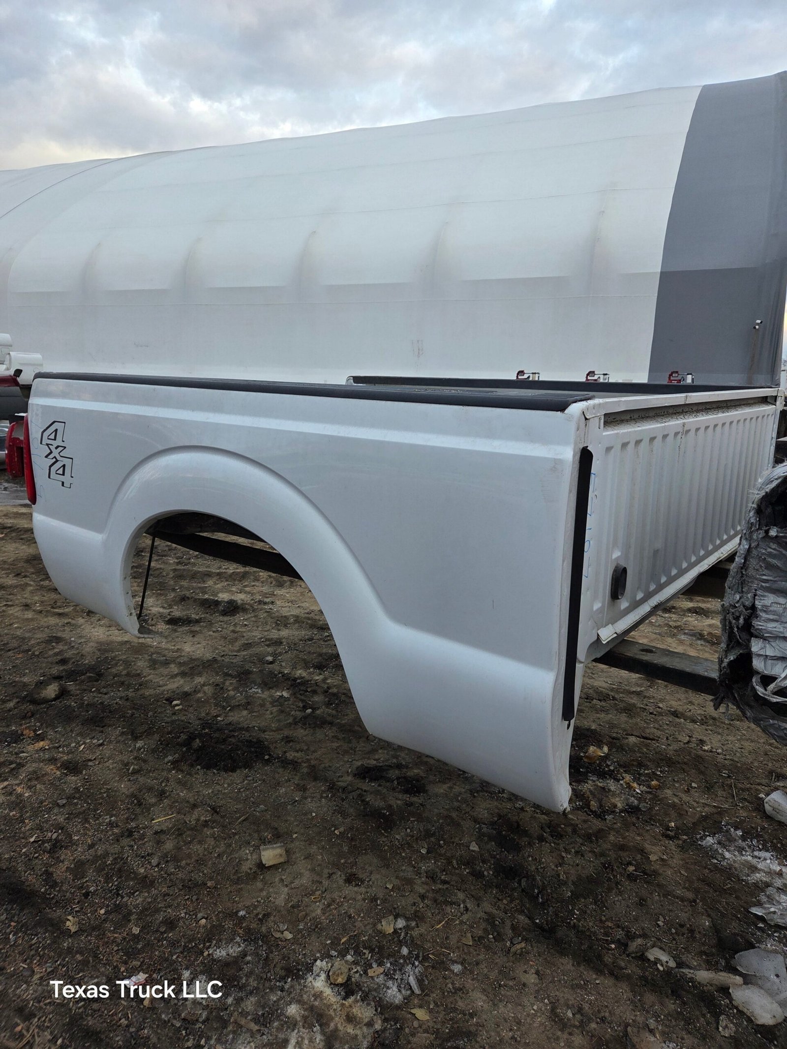 2011-2016 Ford F250 F350 Super Duty 6' 9" Short Truck Bed - Image 7