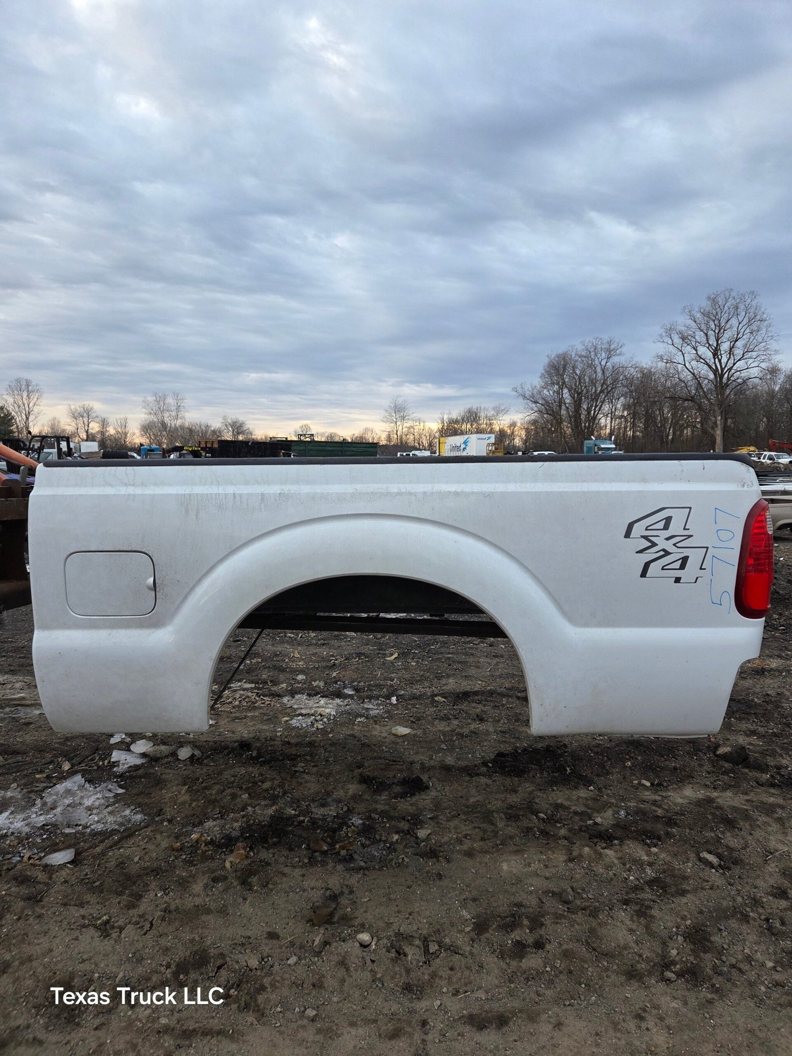 2011-2016 Ford F250 F350 Super Duty 6' 9" Short Truck Bed - Image 2