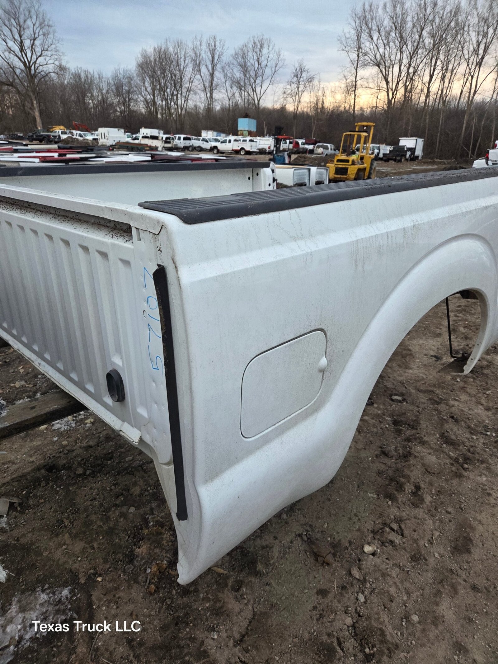2011-2016 Ford F250 F350 Super Duty 6' 9" Short Truck Bed - Image 11