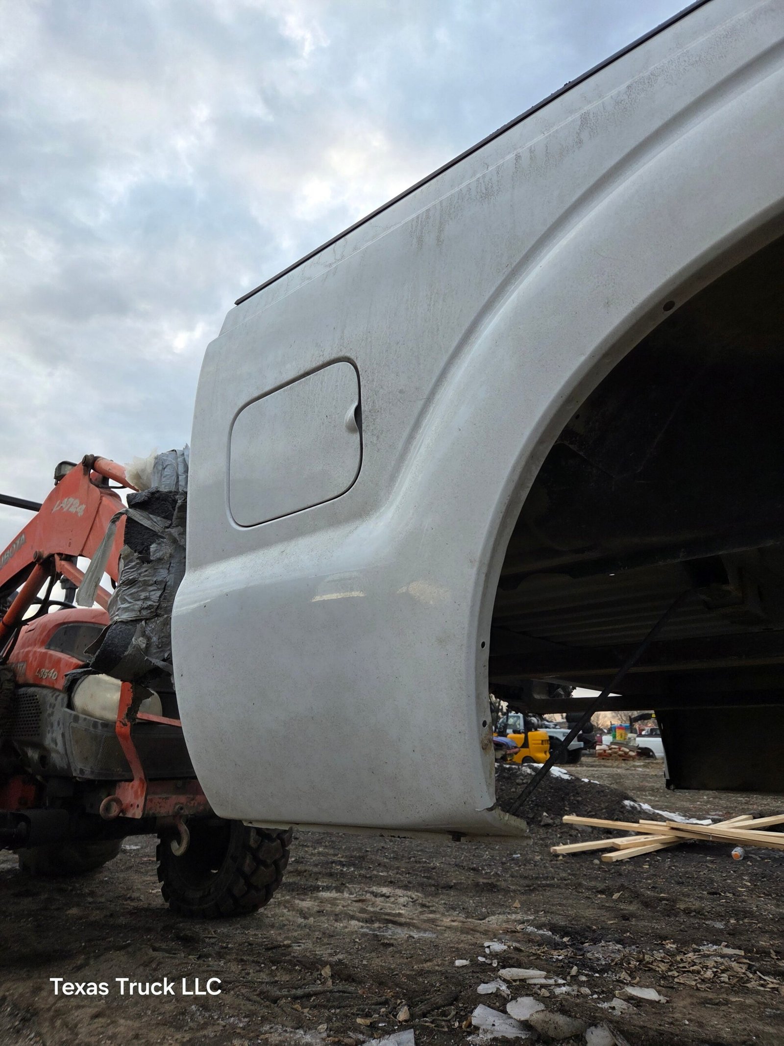 2011-2016 Ford F250 F350 Super Duty 6' 9" Short Truck Bed - Image 16
