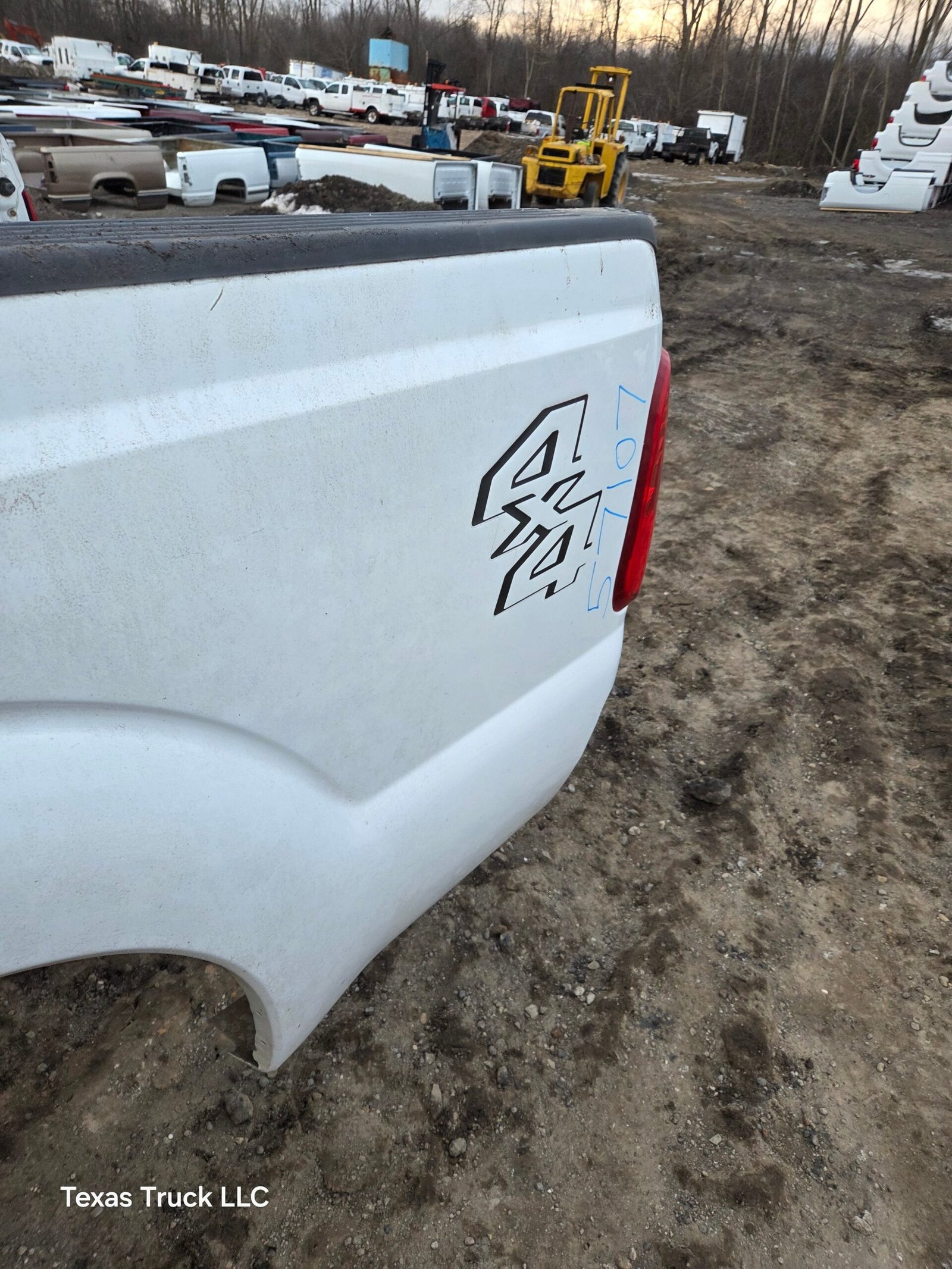 2011-2016 Ford F250 F350 Super Duty 6' 9" Short Truck Bed - Image 24