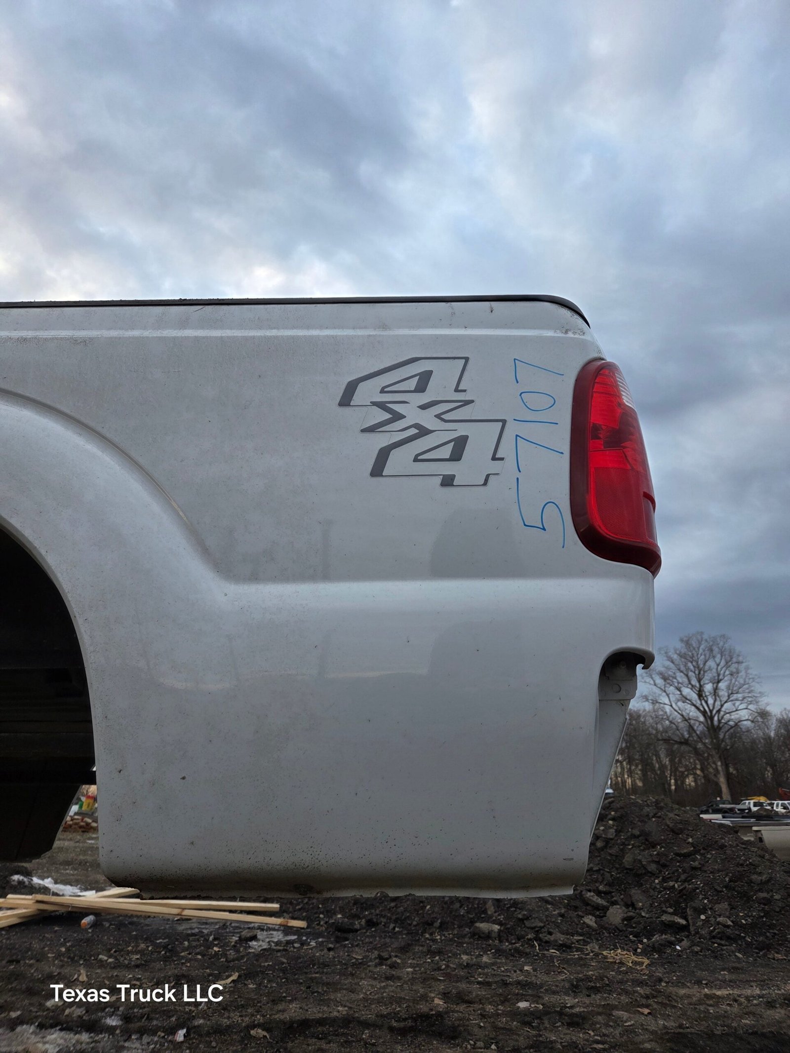2011-2016 Ford F250 F350 Super Duty 6' 9" Short Truck Bed - Image 26