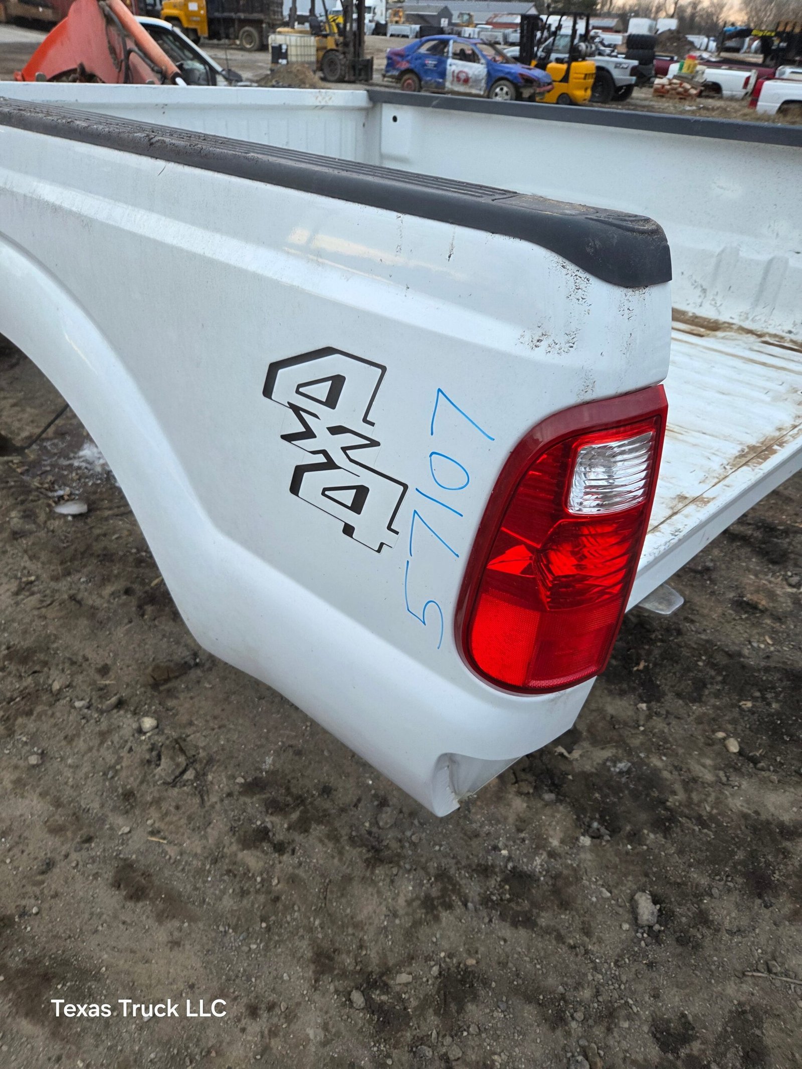 2011-2016 Ford F250 F350 Super Duty 6' 9" Short Truck Bed - Image 39