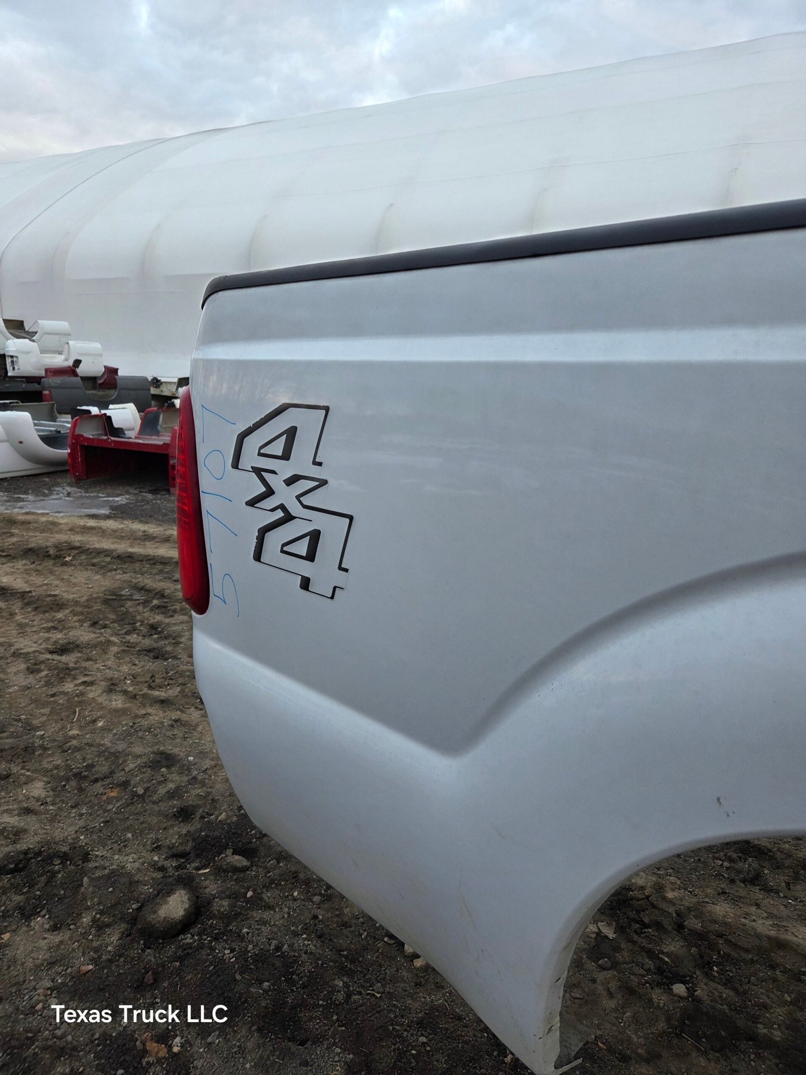 2011-2016 Ford F250 F350 Super Duty 6' 9" Short Truck Bed - Image 47