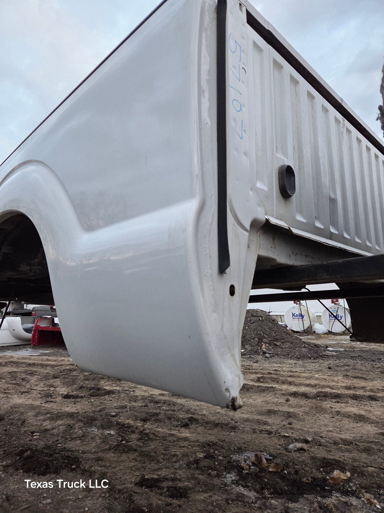 2011-2016 Ford F250 F350 Super Duty 6' 9" Short Truck Bed - Image 55