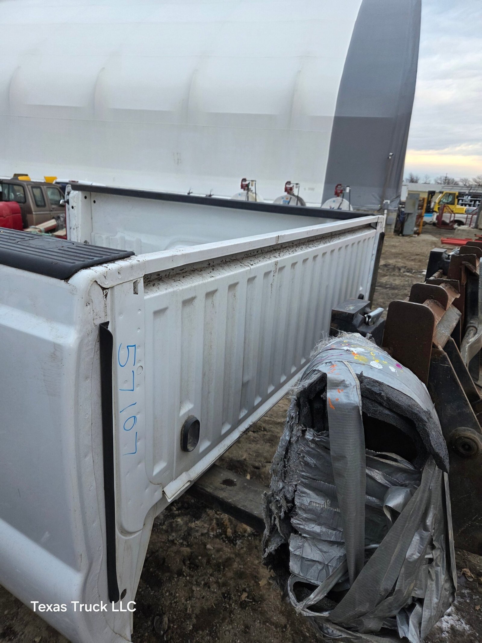 2011-2016 Ford F250 F350 Super Duty 6' 9" Short Truck Bed - Image 31