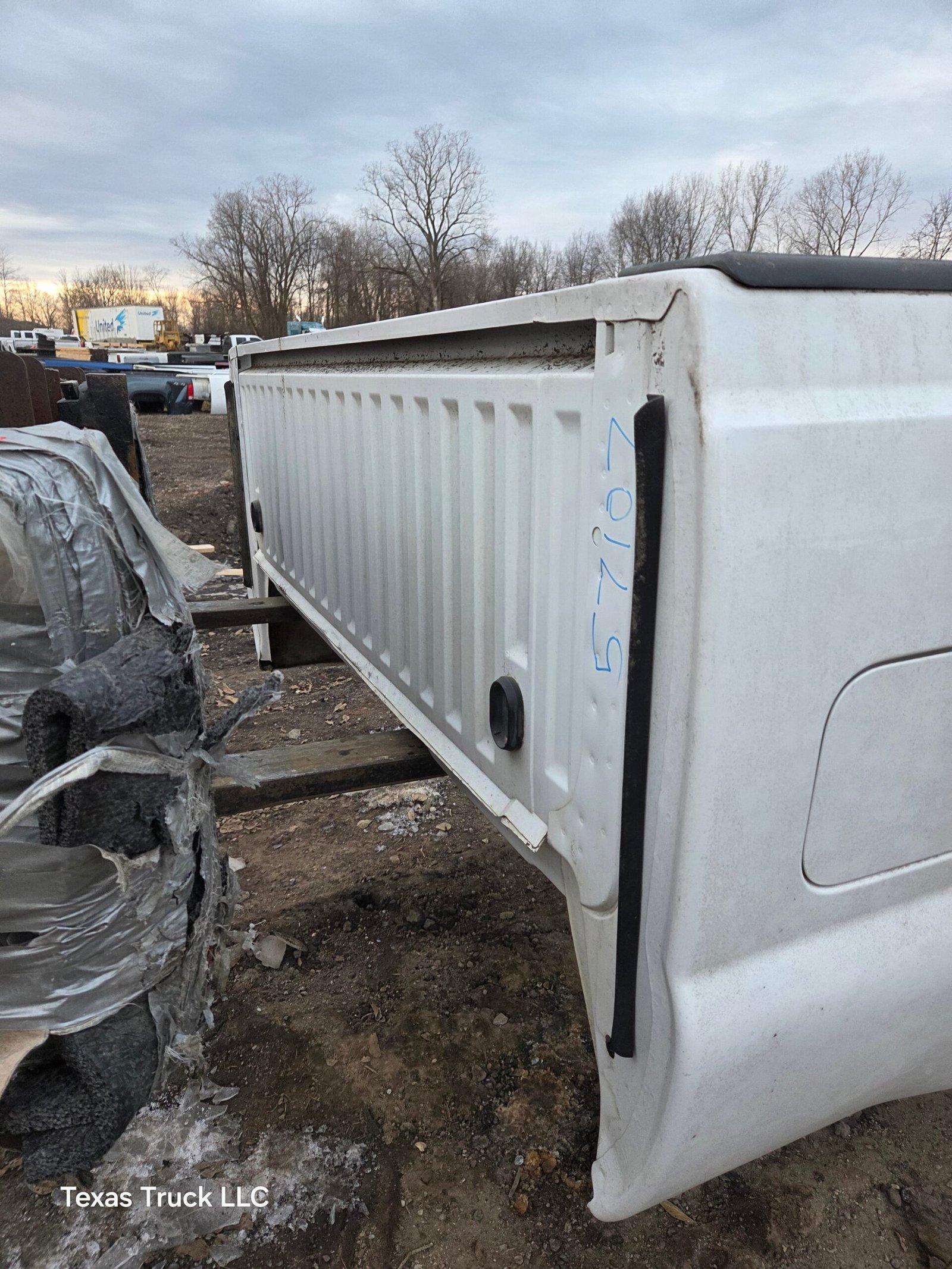 2011-2016 Ford F250 F350 Super Duty 6' 9" Short Truck Bed - Image 57