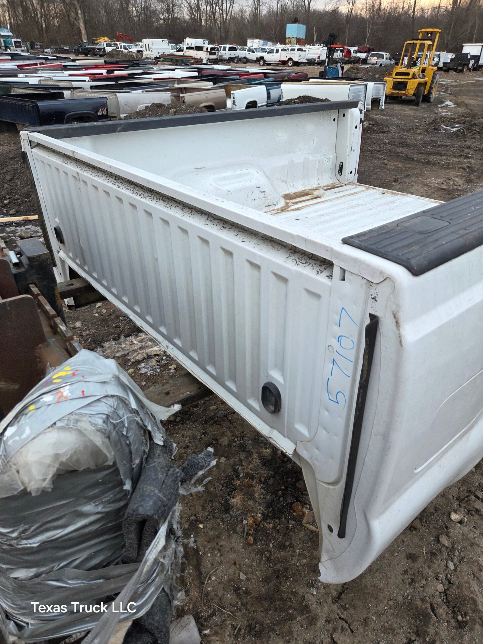 2011-2016 Ford F250 F350 Super Duty 6' 9" Short Truck Bed - Image 58