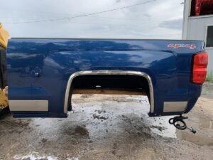 14-19 chevy silveraddo 6.5 ft bed in blue